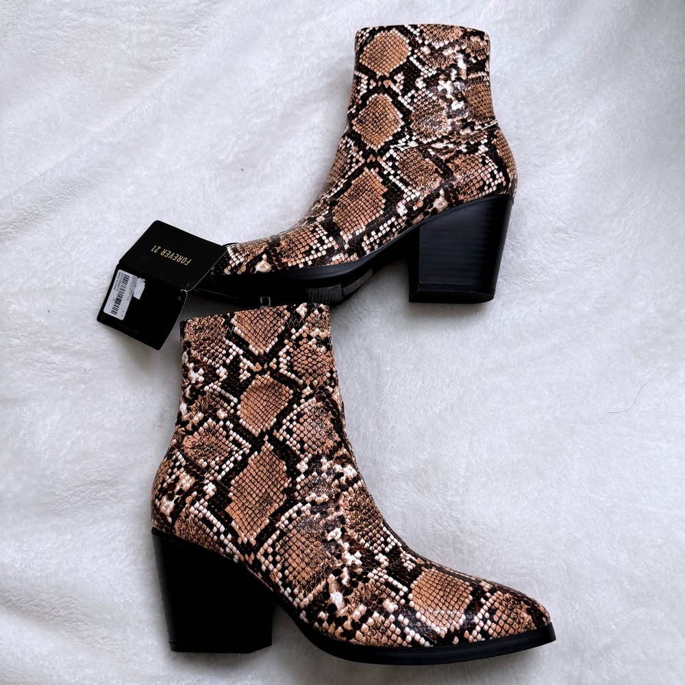 Forever 21 Snake Print Ankle Boots Women 7 NWT Faux Snakeskin Block Heel Booties